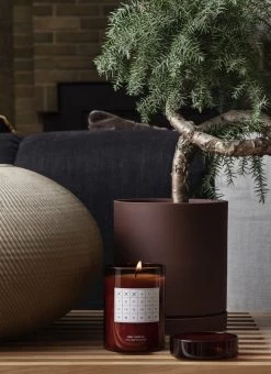 Ferm LIVING Topf Sekki, M, Rost -Lassen Sie Ihre Gartenmöbel fließen. 11 2327