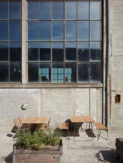 Skagerak Lilium Bank, Teak – Edelstahl -Lassen Sie Ihre Gartenmöbel fließen. 1420072 1420073 1420074 M