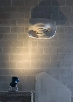 Martinelli Luce Frog Outdoor Leuchte, Blau -Lassen Sie Ihre Gartenmöbel fließen. 20210611104035 6a636cc9 me