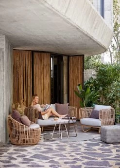 Cube Fußhocker, Taupe -Lassen Sie Ihre Gartenmöbel fließen. 57421USL 57422USL 57522USL 74140ROLG 8340ROLG 5065ABR 5065ADR 1600px