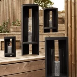 AYTM Ora Laterne, XL, Schwarz -Lassen Sie Ihre Gartenmöbel fließen. AYTM Ora Laterne H 43 4cm 2000x2000 ID2011523 396edfc17ffdfaec59f84a88b0129ca0 1