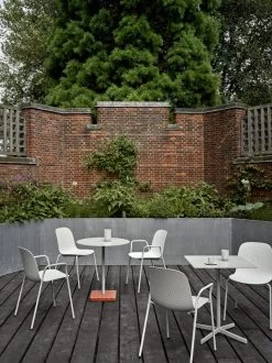 Hay Tisch Terrazzo, 70 Cm, Grau 12 Hay Tisch Terrazzo, 70 Cm, Grau -Lassen Sie Ihre Gartenmöbel fließen. Arita House25133