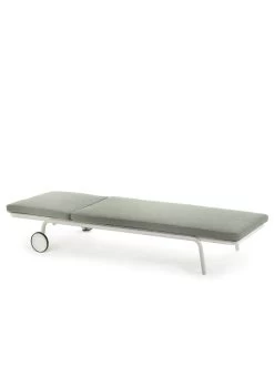 Serax August Sonnenliegenauflage, Grün -Lassen Sie Ihre Gartenmöbel fließen. B5020012Ss05