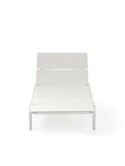 Serax August Sonnenliege, Sand 11 Serax August Sonnenliege, Sand -Lassen Sie Ihre Gartenmöbel fließen. B5020012Ss59