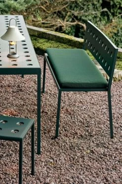 Hay Balcony Tisch, 190 X 87 Cm, Dark Forest 11 Hay Balcony Tisch, 190 X 87 Cm, Dark Forest -Lassen Sie Ihre Gartenmöbel fließen. Balcony Table L190 Balcony Dining Bench Balcony Stool dark forest Balcony Seat Cushion palm green Mousqueton Lamp oyster whiterole 1
