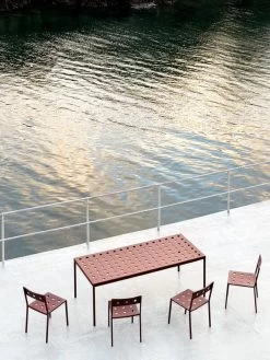 Hay Balcony Tisch, 190 X 87 Cm, Eisenrot -Lassen Sie Ihre Gartenmöbel fließen. Balcony Chair iron red Balcony Table iron red 03