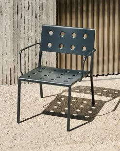Hay Balcony Lounge-Armlehnstuhl, Dunkles Forstgrün 13 Hay Balcony Lounge-Armlehnstuhl, Dunkles Forstgrün -Lassen Sie Ihre Gartenmöbel fließen. Balcony Lounge Armchair dark forest 02