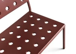 Hay Balcony Loungebank, 113,5 x 69 cm, Eisenrot -Lassen Sie Ihre Gartenmöbel fließen. Balcony Lounge Bench L1135 iron red powder coated steel detail