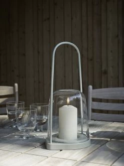 Skagerak Laterne Bell 60 Cm, Hellgrau -Lassen Sie Ihre Gartenmöbel fließen. Bell1
