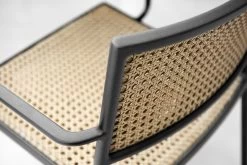 Less Sessel, Stapelbar, Grau - Französisches Geflecht Natur 9 Less Sessel, Stapelbar, Grau - Französisches Geflecht Natur -Lassen Sie Ihre Gartenmöbel fließen. CL11430ALDU 5 EE