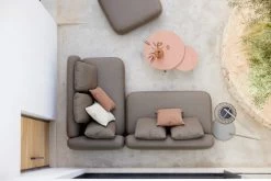 Capture Sofa, 2-Sitzer, Taupe -Lassen Sie Ihre Gartenmöbel fließen. Capture twist coffee table