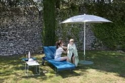 Oulala Satztisch, 3er-Set, Retro Bouquet -Lassen Sie Ihre Gartenmöbel fließen. DUNE BLEU ACAPULCO OULALA SHADOO CACTUS GORDES BCJ23 SEBASTIEN EROME 1