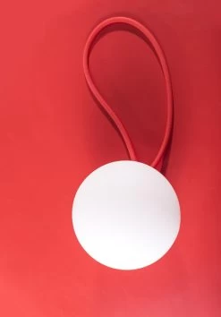 Fatboy Leuchte Bolleke, Rot -Lassen Sie Ihre Gartenmöbel fließen. FATBOY bolleke detail red 3