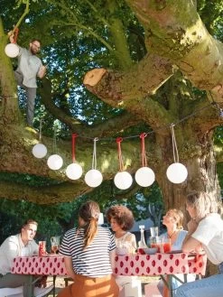 Fatboy Leuchte Bolleke, Taupe 13 Fatboy Leuchte Bolleke, Taupe -Lassen Sie Ihre Gartenmöbel fließen. FATBOY bolleke tree park 5 JPG RGB