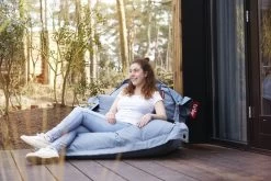 Fatboy Buggle Up Sitzsack, Rot 12 Fatboy Buggle Up Sitzsack, Rot -Lassen Sie Ihre Gartenmöbel fließen. Fatboy Buggle up outdoor tinyhouse 3 JPG RGB 1