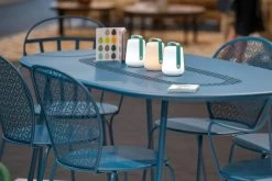 Leuchte Balad 12 Cm, 3er-Set, Honiggelb -Lassen Sie Ihre Gartenmöbel fließen. Fermob Nyc ICFF 2019 small28C29jeanluc mege photography 0483