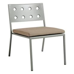 Hay Balcony Lounge-Sitzkissen, Beige Yeast 7 Hay Balcony Lounge-Sitzkissen, Beige Yeast -Lassen Sie Ihre Gartenmöbel fließen. HA9451251109000 Balcony Lounge Chair and Lounge Armchair Cushion beige yeast Balcony Lounge Chair desert green