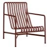 Hay Palissade Loungesessel, Hoch, Rostrot -Lassen Sie Ihre Gartenmöbel fließen. HAY Palissade Lounge Chair High iron red