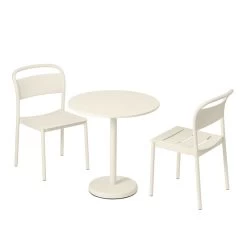 Muuto Linear Steel Beistellstuhl, Cremeweiß -Lassen Sie Ihre Gartenmöbel fließen. Linear steel side chair cafe table round 70 h73 off white Muuto 5000x5000 hi res 150
