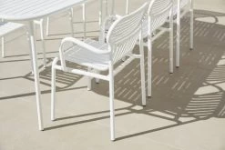 Week-end Tisch, 85 X 180 Cm, Weiß -Lassen Sie Ihre Gartenmöbel fließen. M0740309 M0740109 M0741309 weekend chairs table white 28C29Ola Rindal lifestyle HD28129