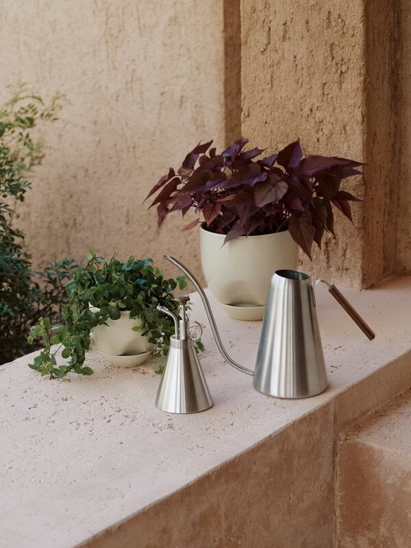 Menu Hydrous Gießkanne, Stahl 5 Menu Hydrous Gießkanne, Stahl – Bild 3