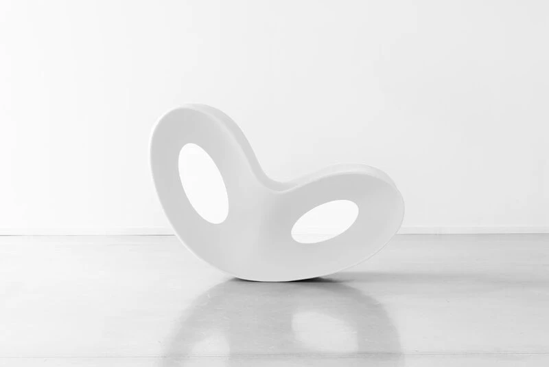 Magis Voido Schaukelstuhl, Mattweiß 6 Magis Voido Schaukelstuhl, Mattweiß – Bild 4