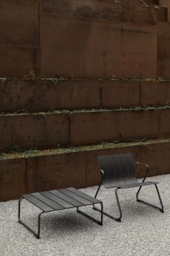 Mater Ocean Loungestuhl, Schwarz 11 Mater Ocean Loungestuhl, Schwarz -Lassen Sie Ihre Gartenmöbel fließen. Mater MeroStudio 14