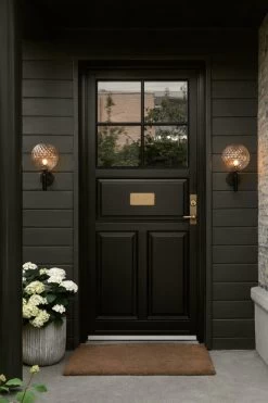 Miira Outdoor Wandleuchte, Schwarz - Klar 10 Miira Outdoor Wandleuchte, Schwarz - Klar -Lassen Sie Ihre Gartenmöbel fließen. NUURA outdoor3235