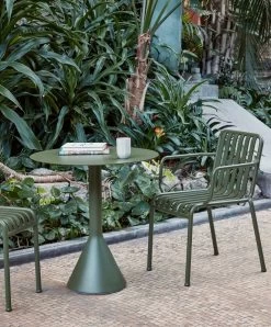 Hay Tisch Palissade Cone, 70 Cm, Oliv -Lassen Sie Ihre Gartenmöbel fließen. Palissade Cone Table Palissade Armchair