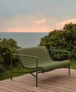 Hay Gestepptes Kissen Palissade Für Loungesofa, Oliv -Lassen Sie Ihre Gartenmöbel fließen. Palissade Lounge Sofa olive Palissade Quiltet Cushion olive