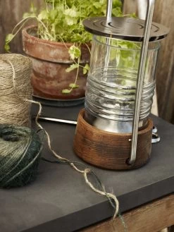 Skagerak Öllampe Bollard 13 Skagerak Öllampe Bollard -Lassen Sie Ihre Gartenmöbel fließen. Pullert Oillamp 04