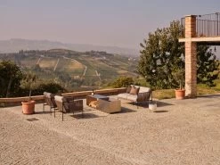 Brazier Feuertisch, Edelstahl -Lassen Sie Ihre Gartenmöbel fließen. Roshults Italien Catalog4053 HighRes