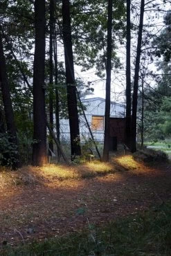 Louis Poulsen AJ Garden Wegeleuchte, Kurz, 3000 K, Verankerung Ohne Adapter 10 Louis Poulsen AJ Garden Wegeleuchte, Kurz, 3000 K, Verankerung Ohne Adapter -Lassen Sie Ihre Gartenmöbel fließen. SS23 AJ Garden Short 10009role 1