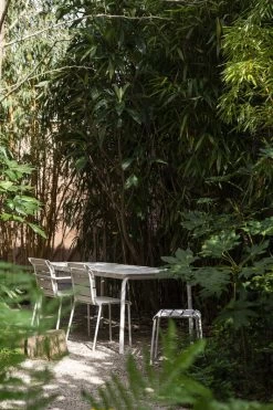 Aligned Esstisch, 170 X 85 Cm, Cremeweiß 11 Aligned Esstisch, 170 X 85 Cm, Cremeweiß -Lassen Sie Ihre Gartenmöbel fließen. ValerieObjects MaartenBaas 346 HR