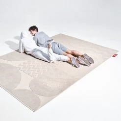 Fatboy Carpretty Grand Teppich, Pop Up, Sandfarben -Lassen Sie Ihre Gartenmöbel fließen. product large Fatboy carpretty popup homepage banner MOB 1
